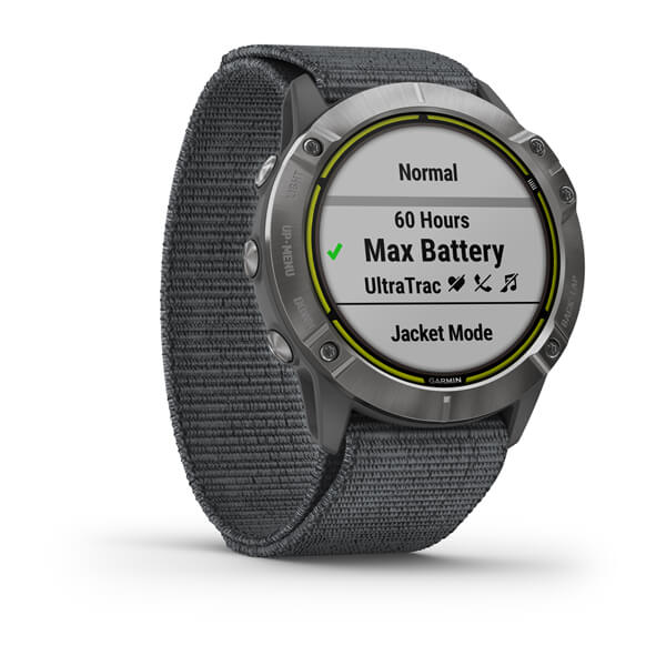 Garmin 010-02408-00 мужские часы застежка крупным планом