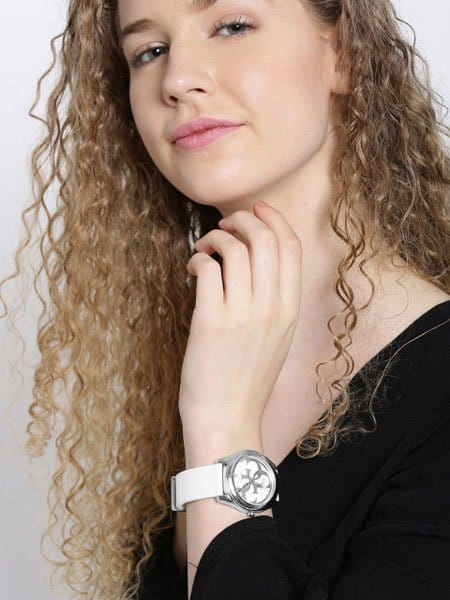 Guess GUESS W0911L1 , наручные женские часы фото под углом