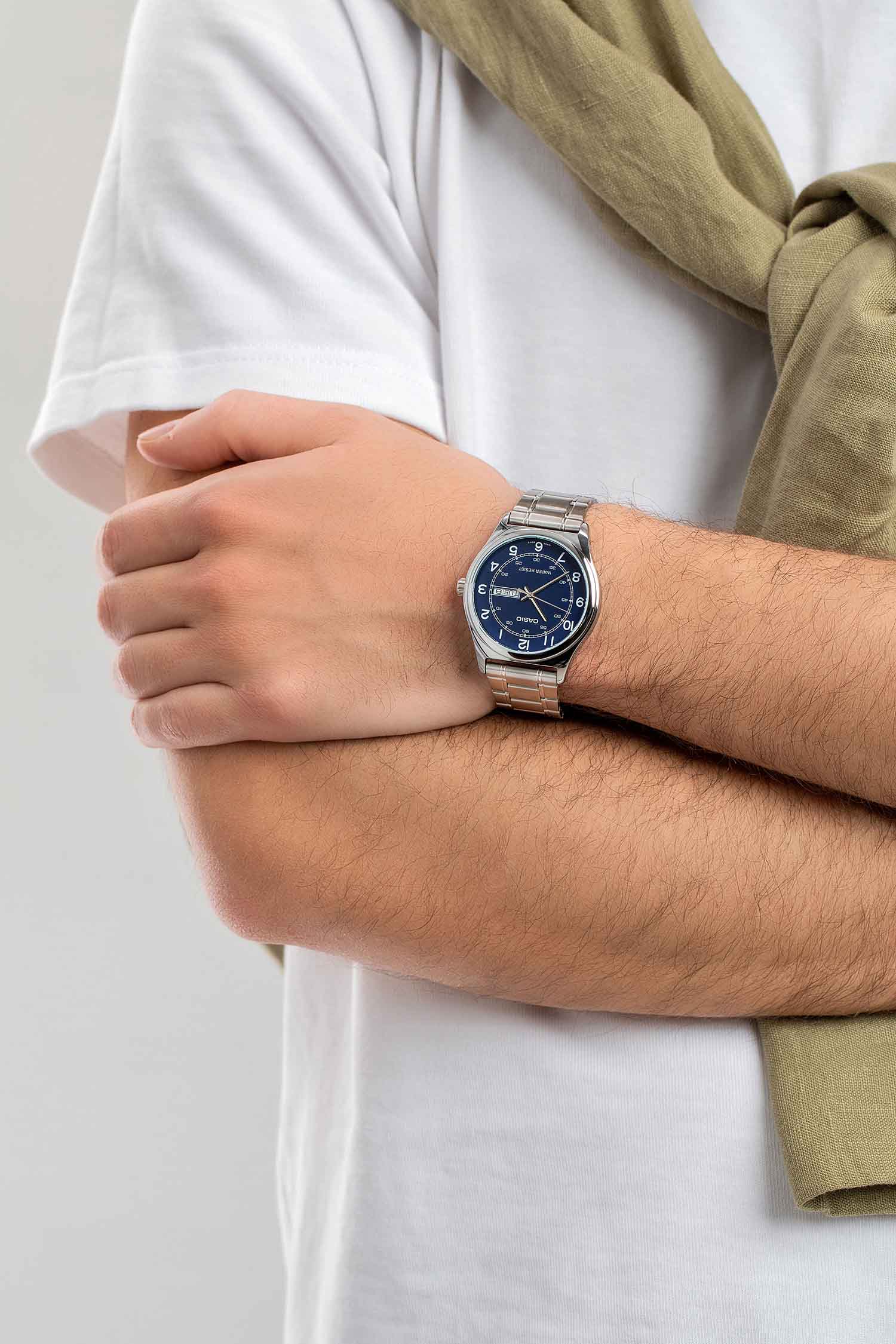 Casio Casio Collection MTP-V006D-2BUDF (MTP-V006D-2B) , наручные мужские часы фото под углом