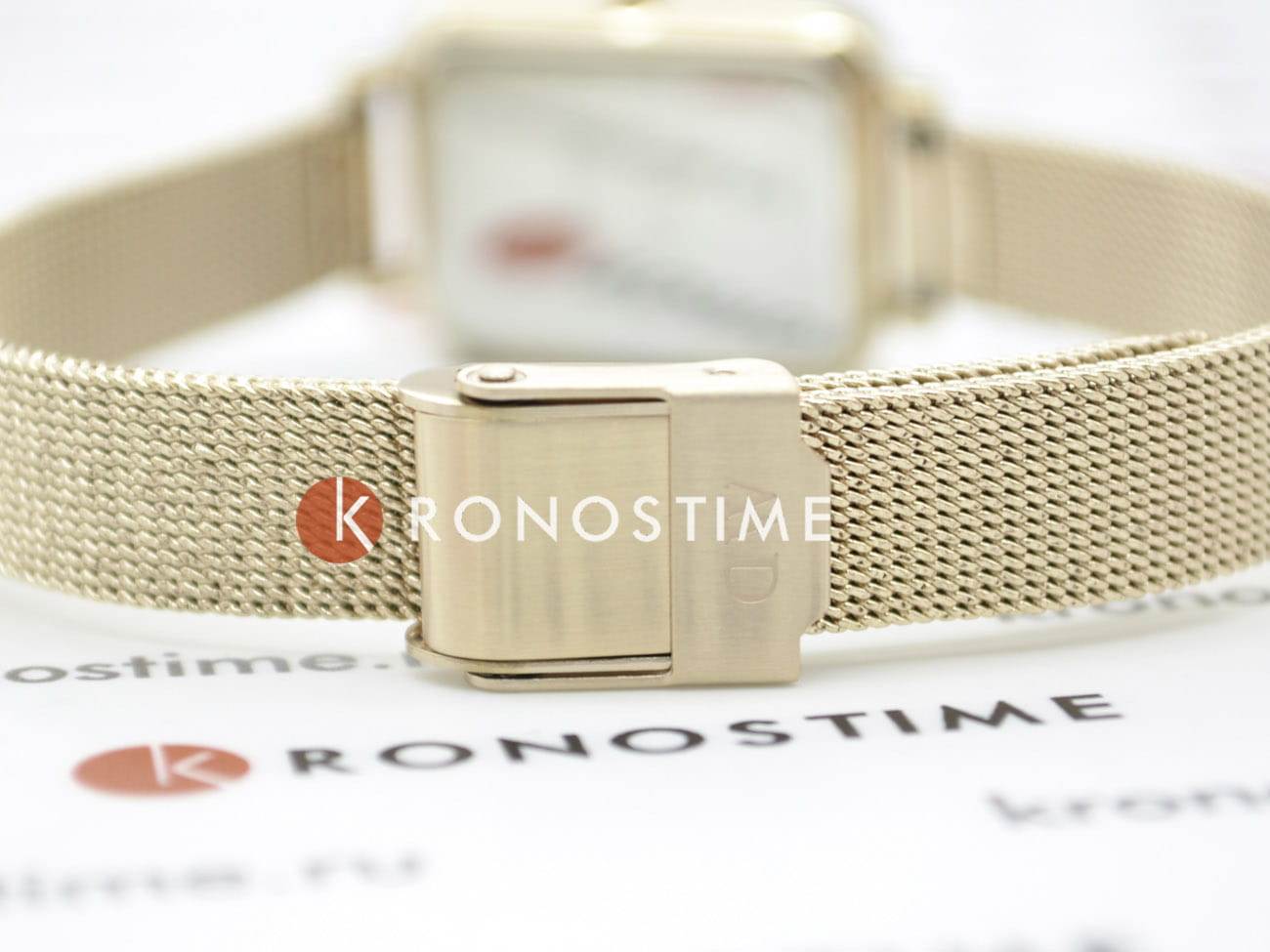 Daniel Wellington Daniel Wellington Quadro DW00100527 швеция наручные женские часы заводная головка с логотипом Daniel Wellington