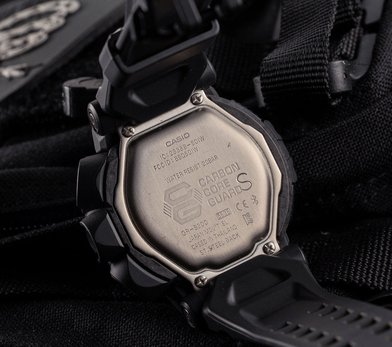 Casio Casio G-Shock GR-B200-1B электронные мужские часы часы крупный план черный циферблата