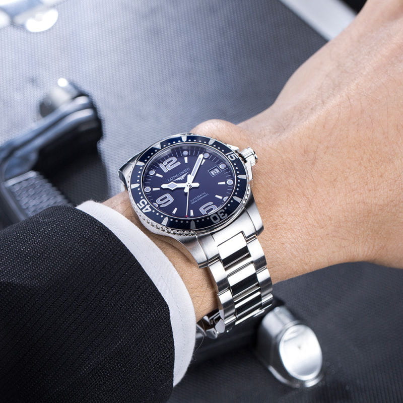 Longines Longines HydroConquest L3.741.4.96.6 мужские часы синий циферблат на запястье