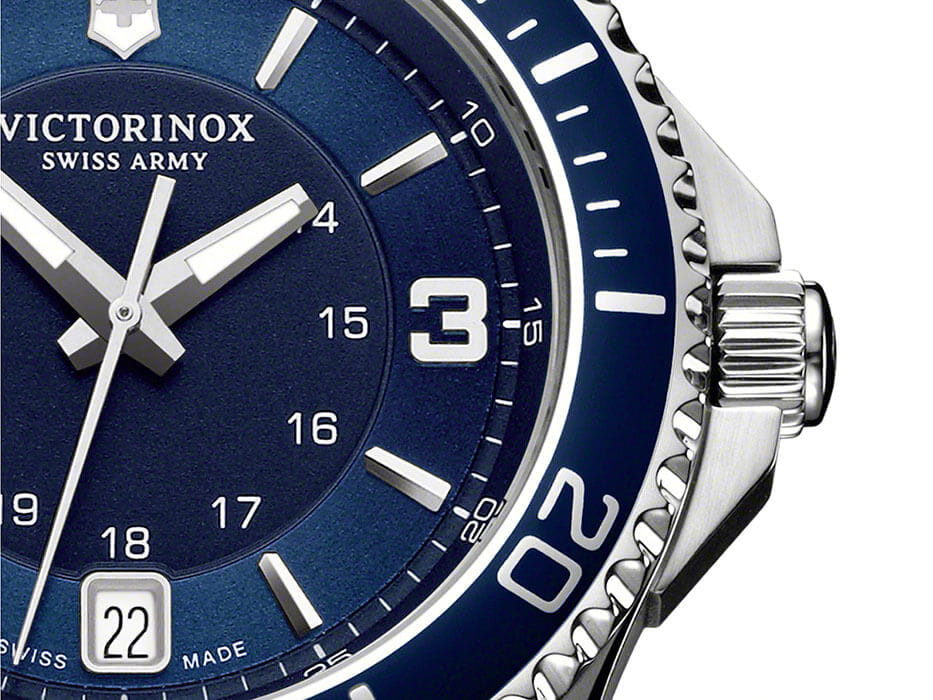 Victorinox Victorinox Maverick GS 241610,  швейцария женские часы на браслете каучук боковой вид