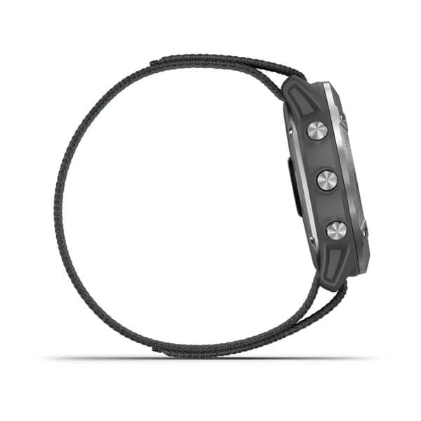 Garmin Garmin Enduro 010-02408-00 электронные мужские часы часы крупный план  циферблата