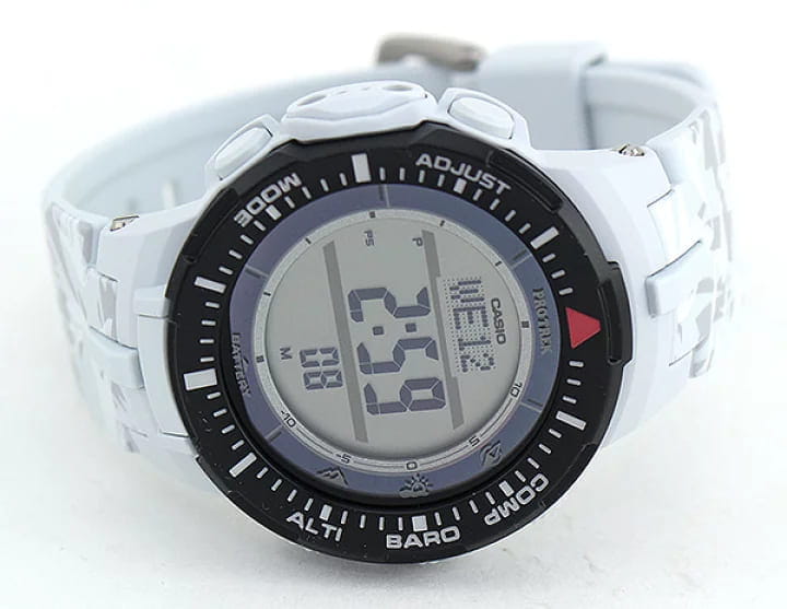 Casio Casio Pro Trek PRG-300CM-7E мужские часы черный циферблат на запястье