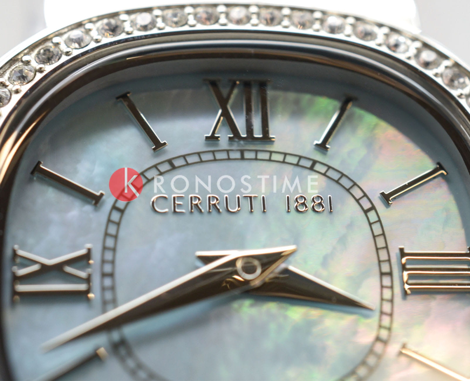 Cerruti 1881 Cerruti 1881 Gresta CIWLG0008605,  франция женские часы на браслете нержавеющая сталь боковой вид