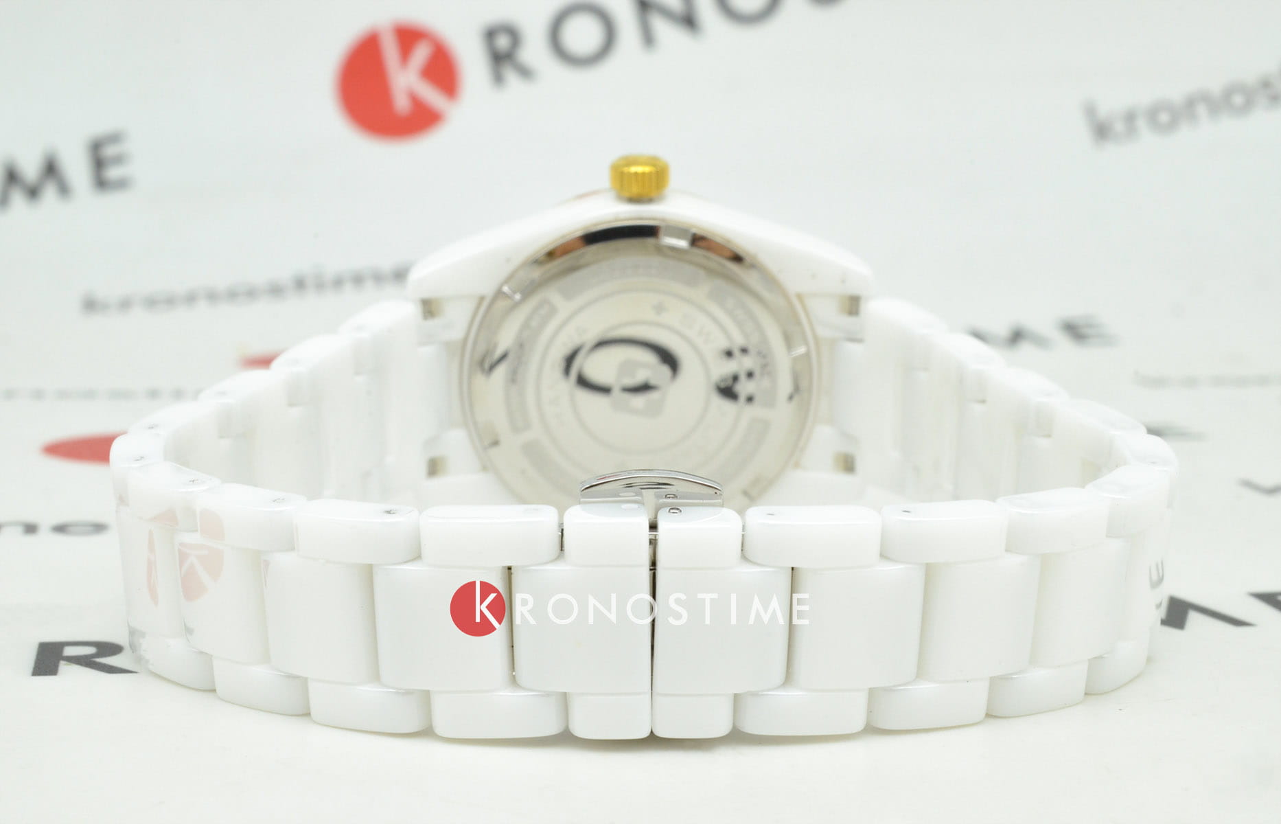 Swiss Military Hanowa Swiss Military Hanowa Swiss Recruit Lady Ceramic SMWLG0005102 кварцевые женские часы часы крупный план перламутровый циферблата