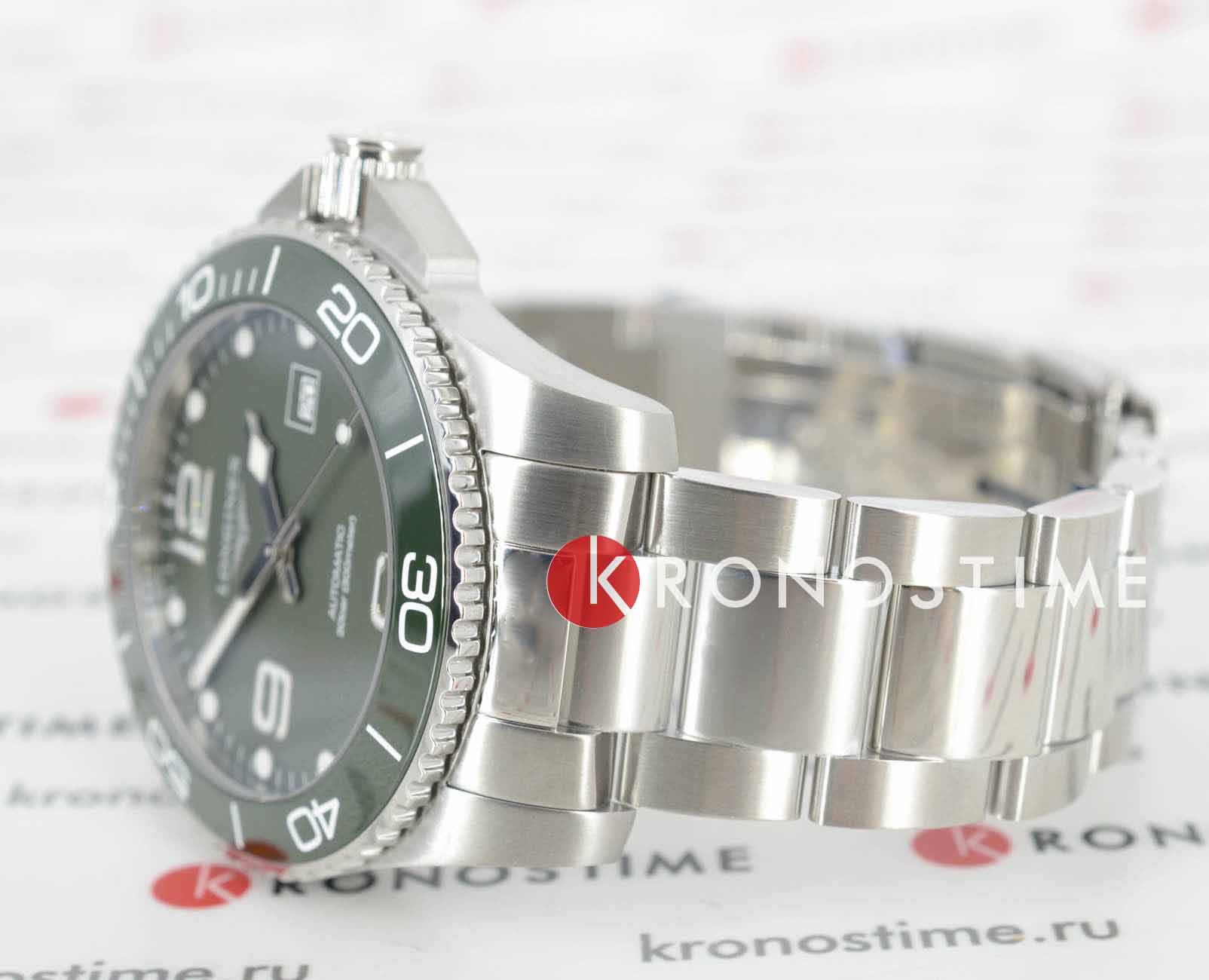 Longines Longines HydroConquest L3.782.4.06.6, hydroconquest швейцария мужские часы на браслете нержавеющая сталь боковой вид