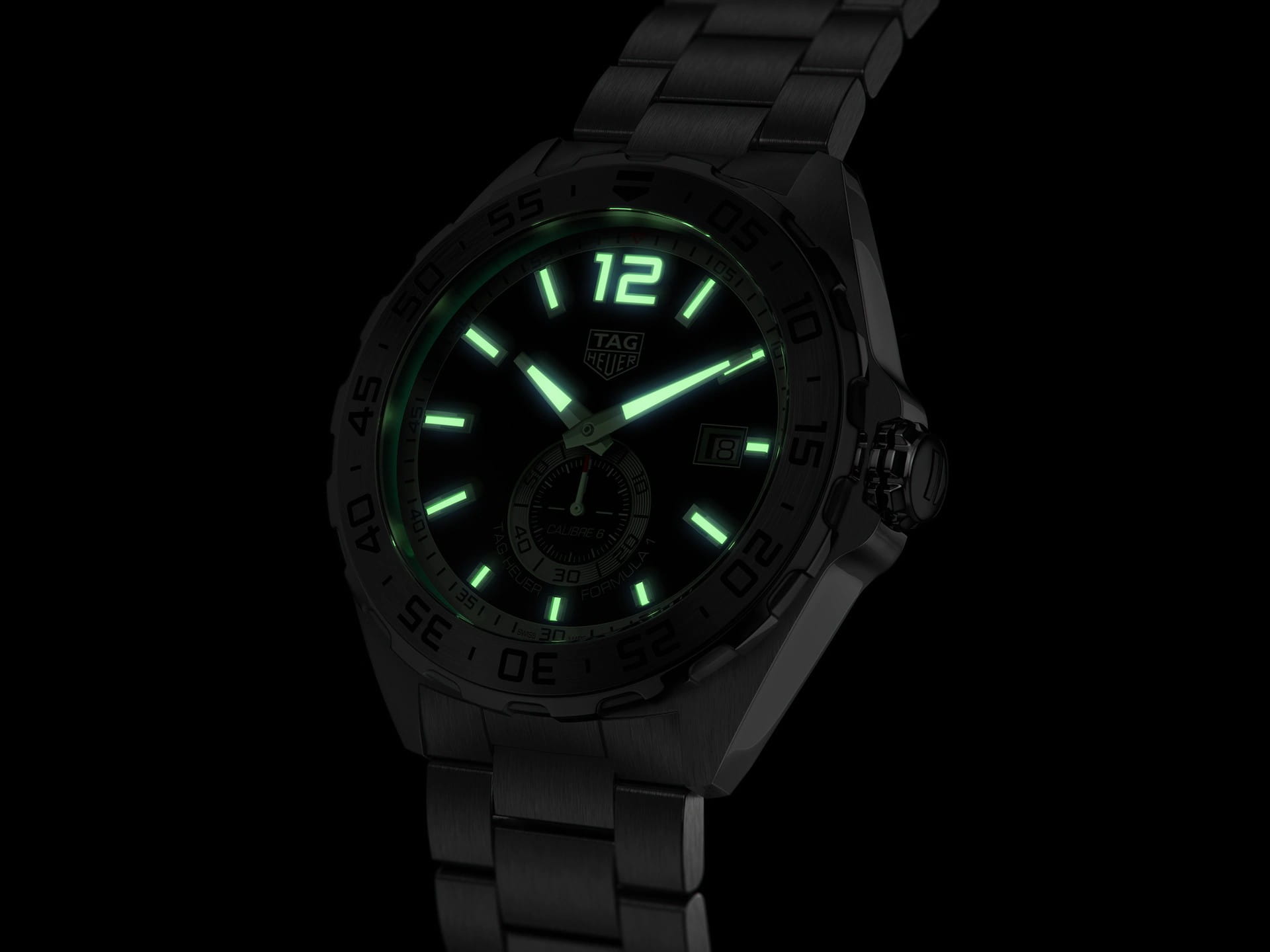 TAG Heuer TAG Heuer Formula 1 WAZ2014.BA0842 механические мужские часы часы крупный план синий циферблата