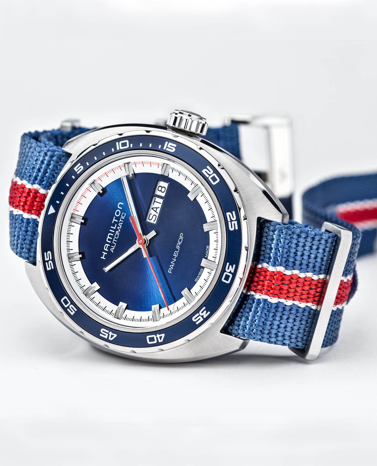 Hamilton Hamilton American ClassicPan Europ Day Date Auto H35405741, american classic швейцария мужские часы на браслете каучук боковой вид