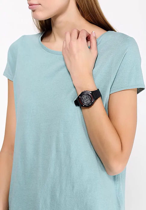 Casio W-216H-1A мужские часы застежка крупным планом