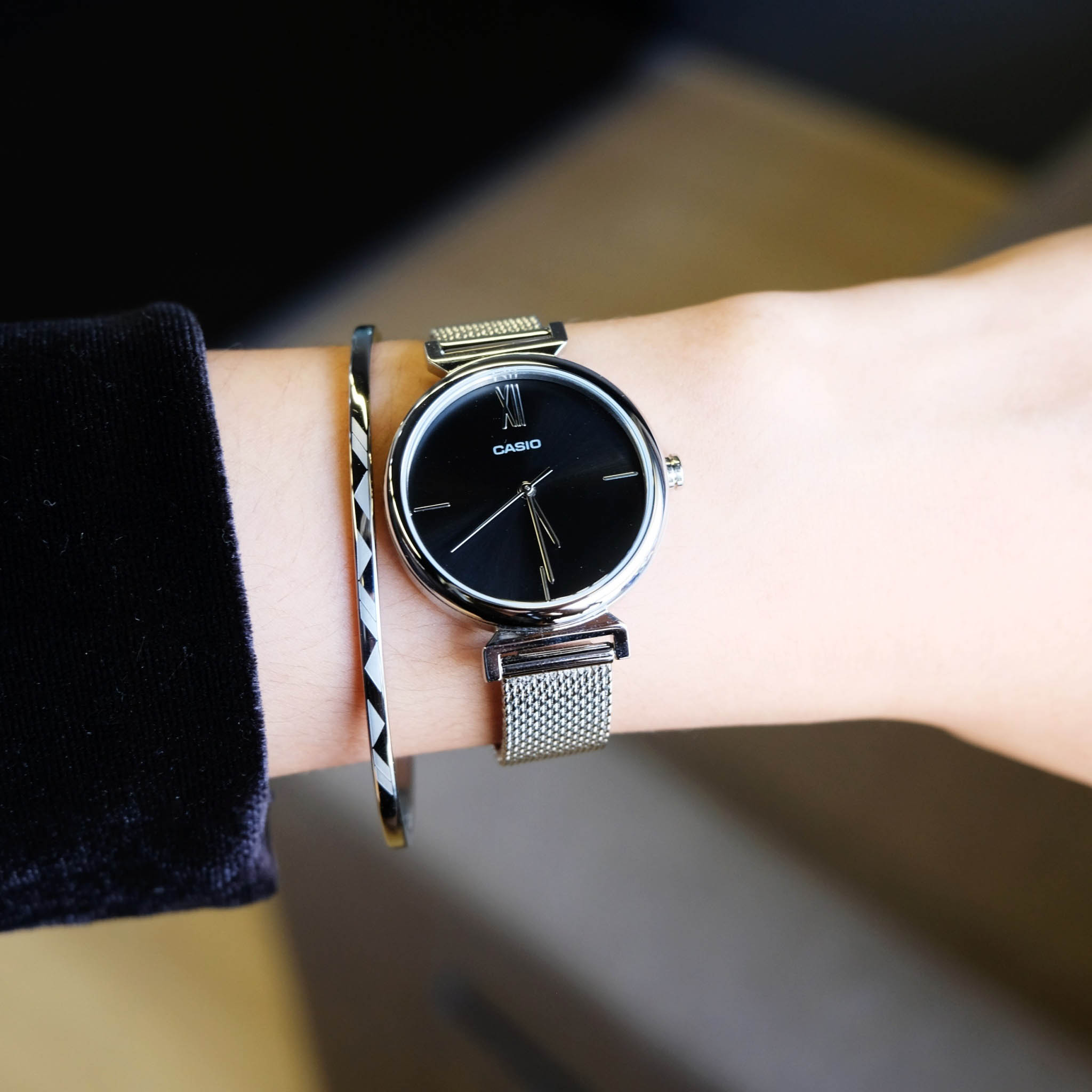 Casio Casio Collection LTP-2023VM-1C, ltp япония женские часы на браслете нержавеющая сталь боковой вид