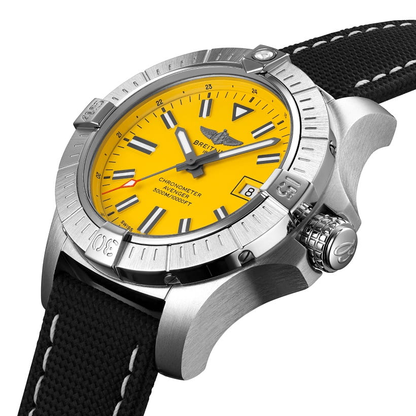 Breitling Breitling Avenger Automatic 45 Seawolf A17319101I1X2 , наручные мужские часы фото под углом