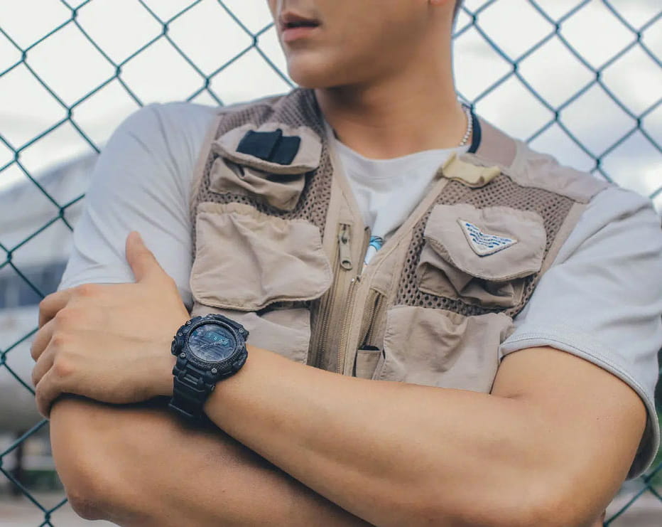 Casio Casio G-Shock GR-B200-1B , наручные мужские часы фото под углом