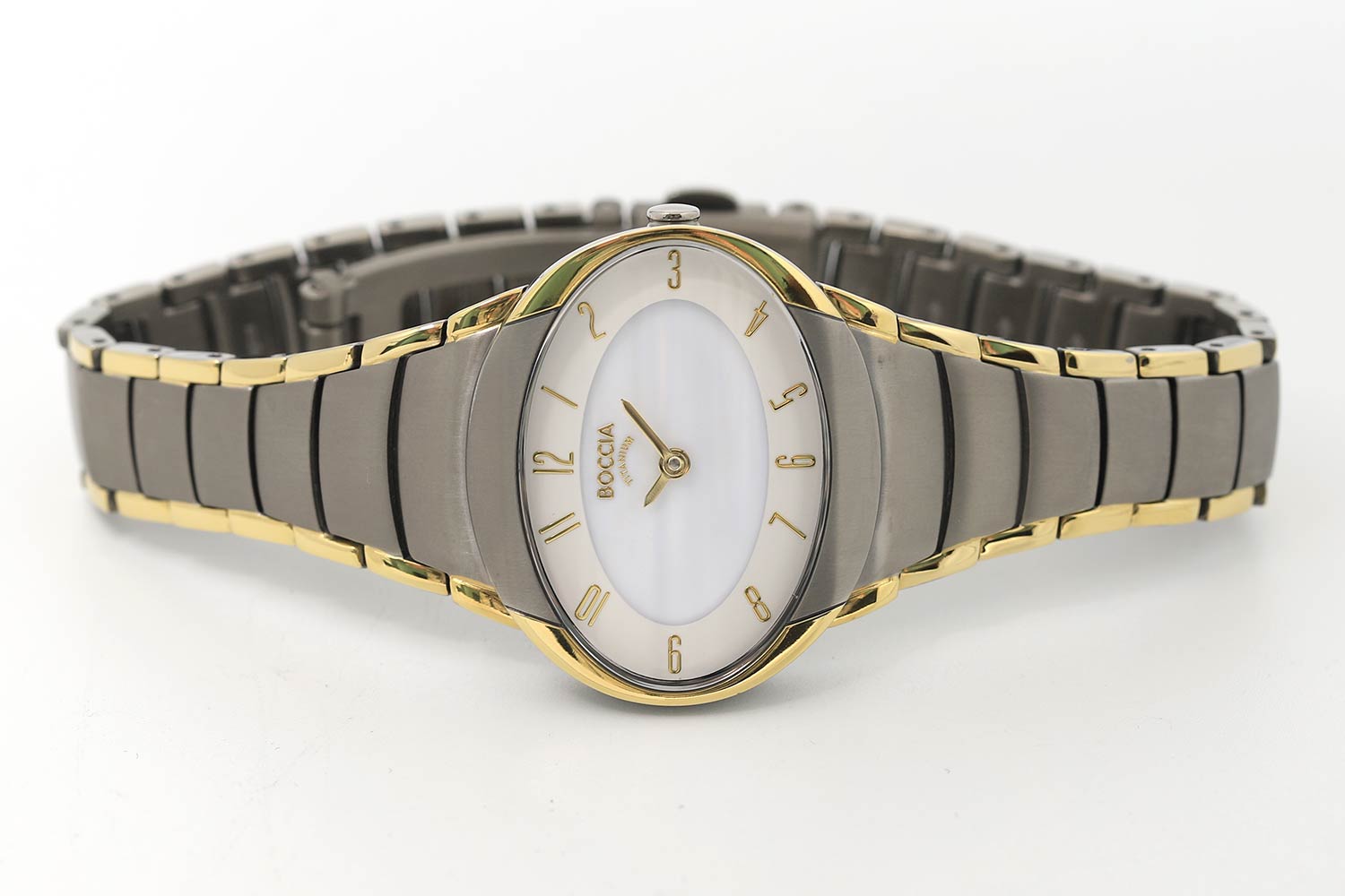 Boccia Titanium Boccia Titanium 3255-04,  германия женские часы на браслете титановый c pvd покрытием боковой вид