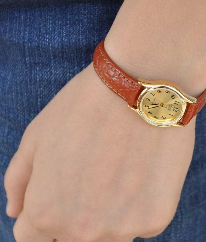 Casio Casio Collection LTP-1094Q-9BR , наручные женские часы фото под углом