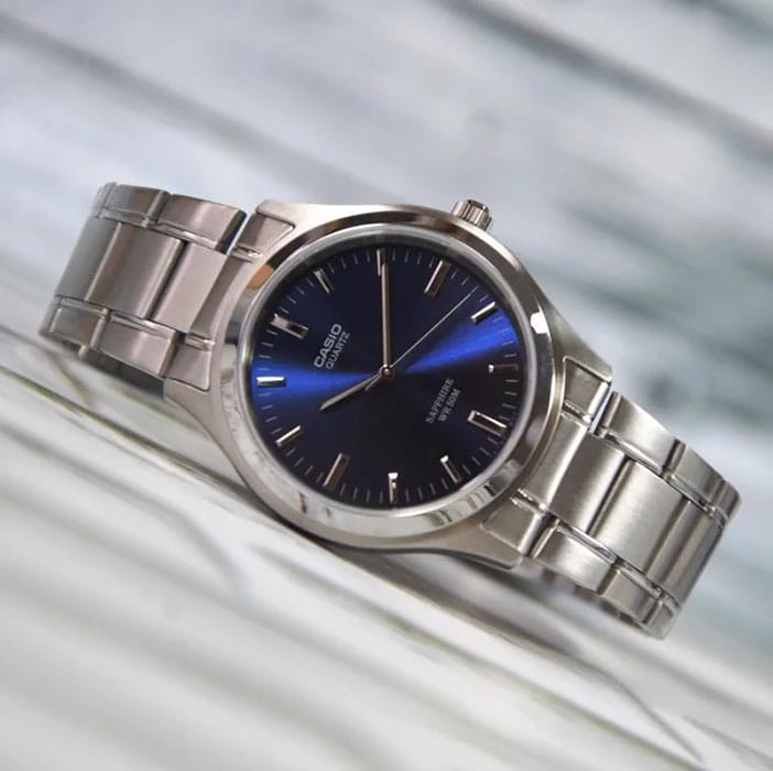 Casio Casio MTP-1200A-2A, mtp япония мужские часы на браслете нержавеющая сталь боковой вид