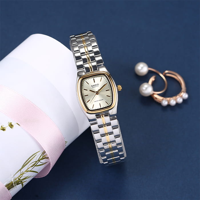 Casio Casio Collection LTP-1169G-9A , наручные женские часы фото под углом