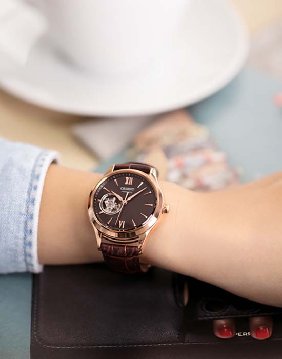 Orient Orient RA-AG0023Y (RN-AG0023Y) механические женские часы часы крупный план коричневый циферблата