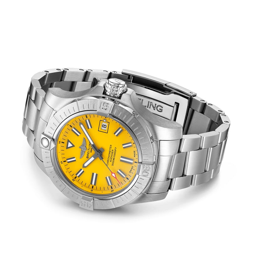 Breitling Breitling Avenger Automatic 43 A17319101I1A1, avenger швейцария мужские часы на браслете нержавеющая сталь боковой вид