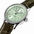 Часы Breitling Navitimer Automatic 35 A17395361L1P2 фото 4
